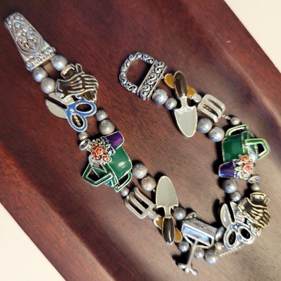 Source Unknown Jewelry - Vintage Silver-tone Gardening Themed Slide Charm Bracelet